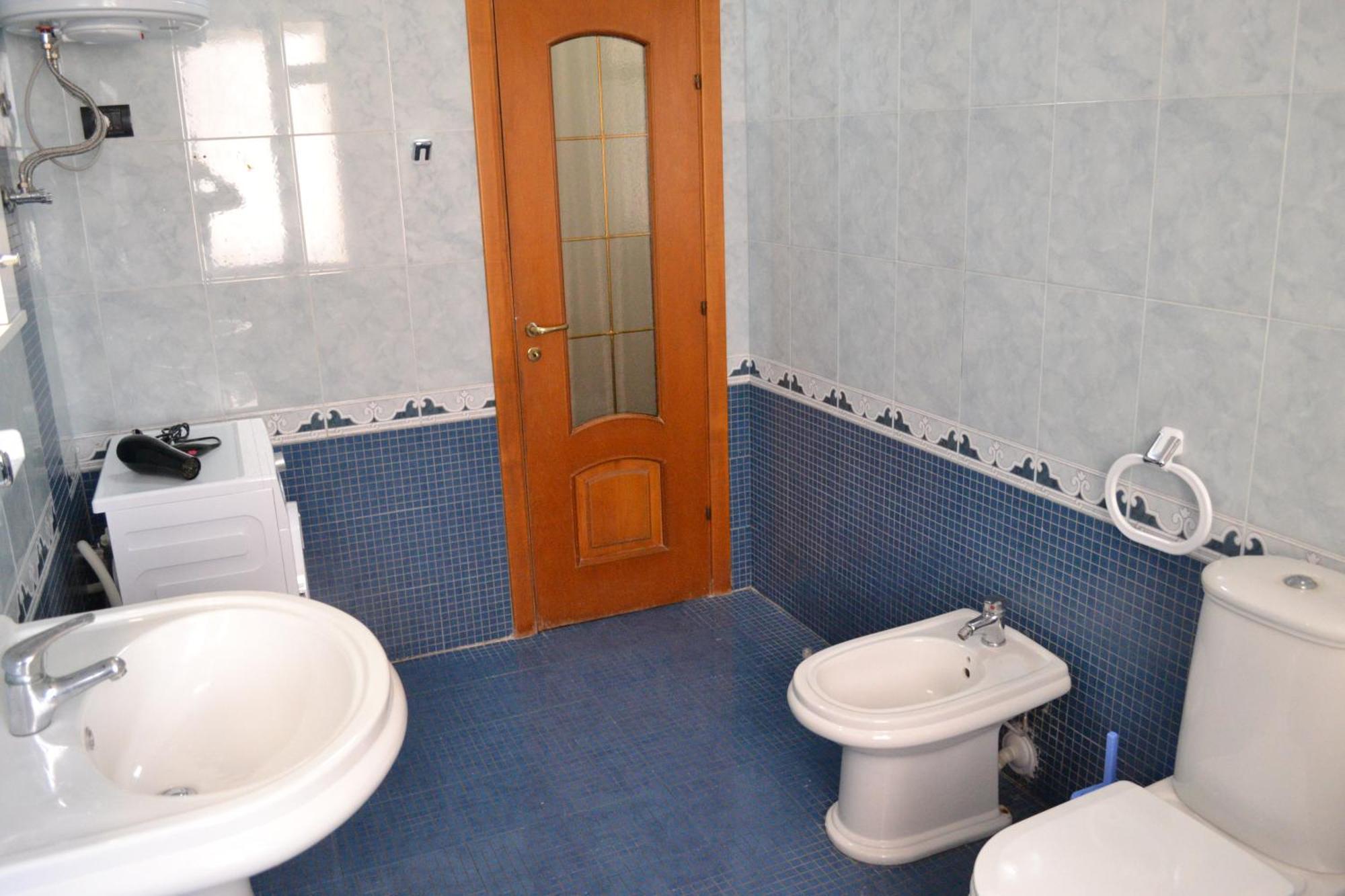 Central 5 Bedrooms Apartment Partial Seaview Влёра Экстерьер фото